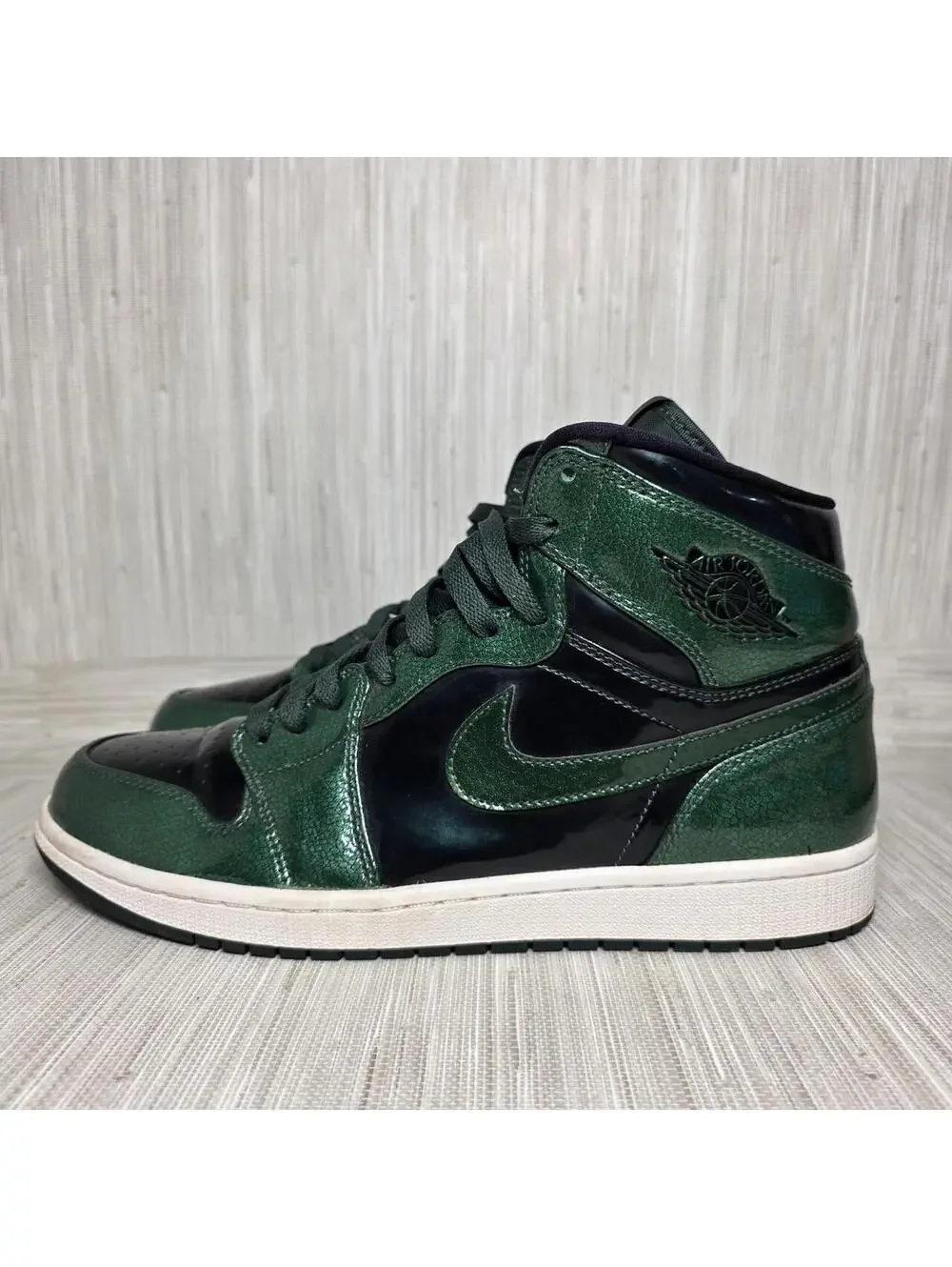 Nike Air Jordan 1 Retro High OG green trainers.